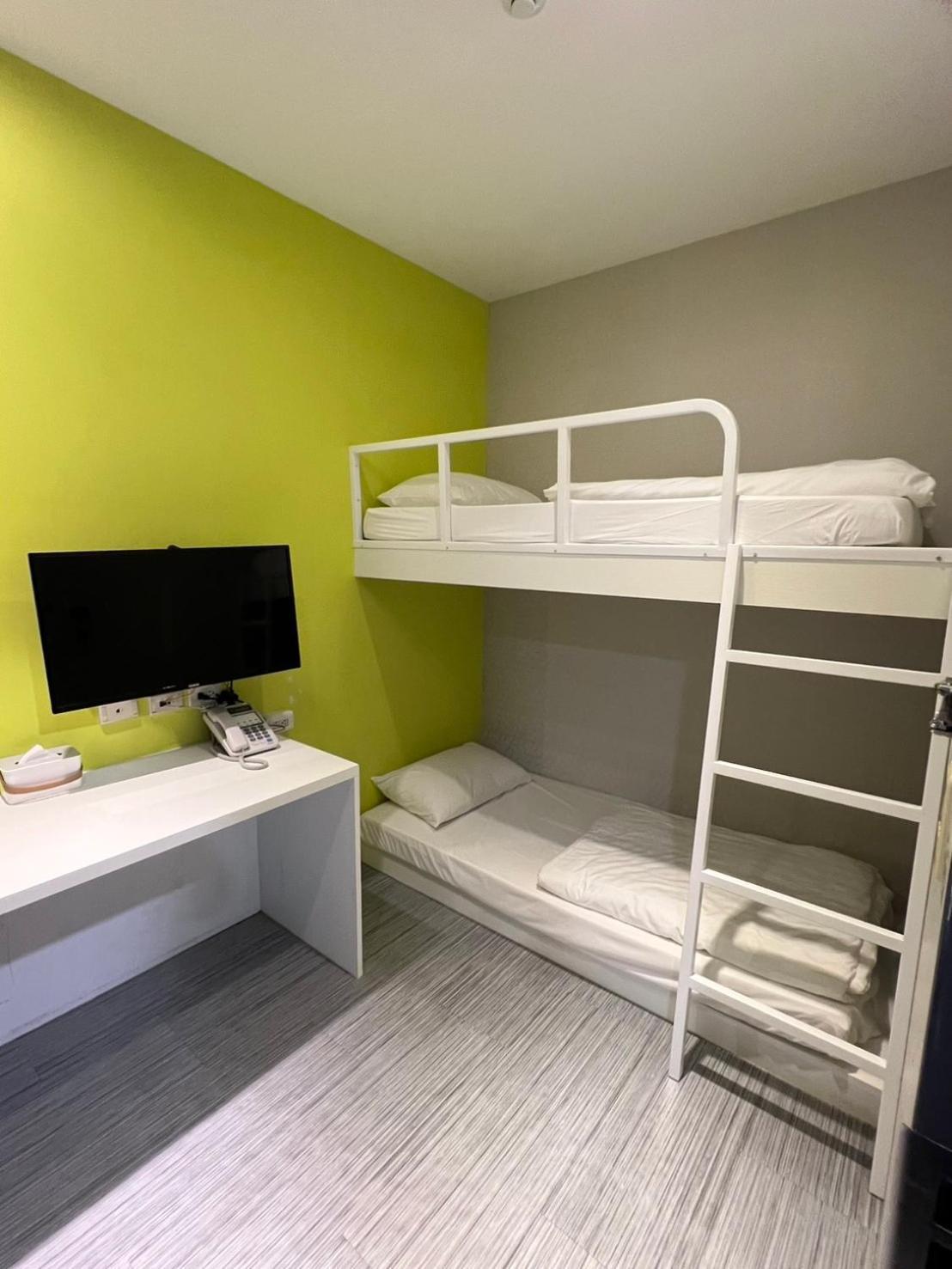 CHECK Inn Express New Taipei Tamsui Exterior foto